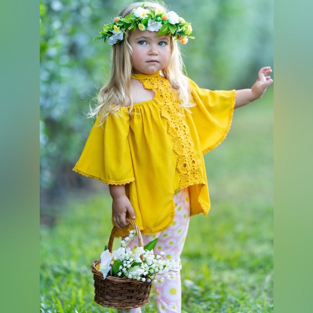 🏷️🆕 Lace Top & Daisies Legging set 4T-5T (Mia Belle)